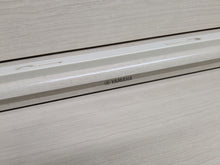 Load image into Gallery viewer, Yamaha Arius YDP-164WA digital piano in white ash stock number 25321