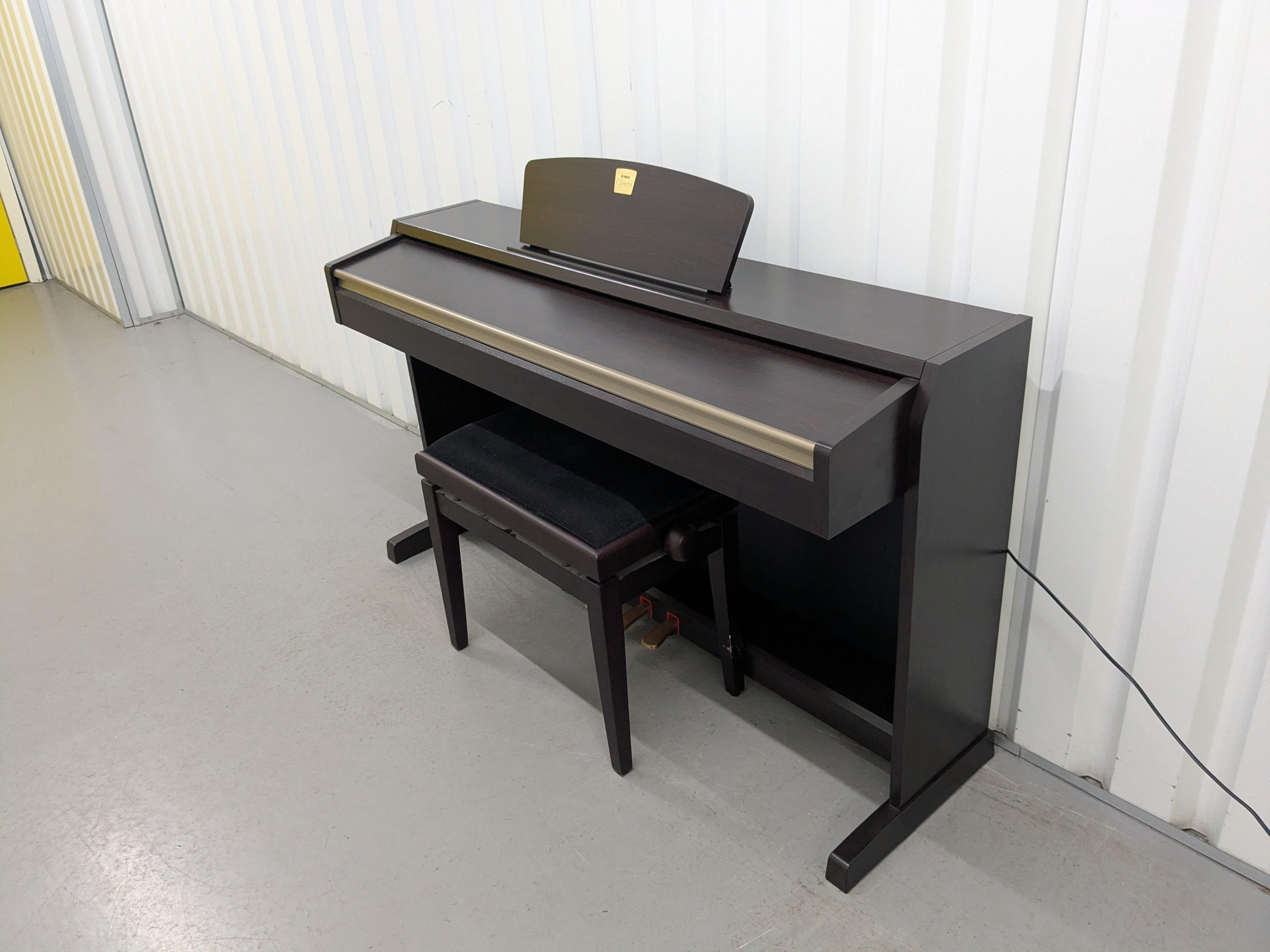 Yamaha Clavinova CLP-220 digital piano and stool in rosewood stock