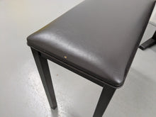 Load image into Gallery viewer, Yamaha Clavinova YDP-223 Digital Piano Full Size 88 keys 3 pedals stock nr 25360