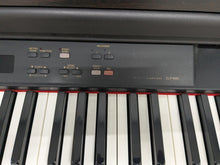 Load image into Gallery viewer, Yamaha Clavinova CLP-840 Digital Piano in dark rosewood finish stock # 25357