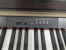 Load image into Gallery viewer, Yamaha Clavinova CLP-920 digital piano in dark rosewood finish stock # 252361