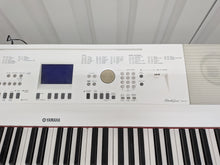 Load image into Gallery viewer, Yamaha DGX-650 in white 88 Weighted Keys Portable Grand 3 pedals stock #25393