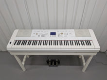 Load image into Gallery viewer, Yamaha DGX-650 in white 88 Weighted Keys Portable Grand 3 pedals stock #25393