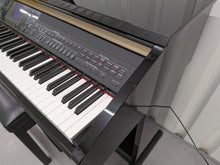 Load image into Gallery viewer, Yamaha Clavinova CVP-401 Digital Piano / arranger in glossy black stock nr 25404