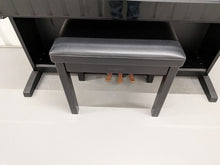 Load image into Gallery viewer, Yamaha Clavinova CVP-401 Digital Piano / arranger in glossy black stock nr 25404