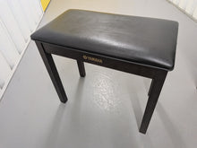 Load image into Gallery viewer, YAMAHA CLAVINOVA CLP-270 DIGITAL PIANO AND STOOL IN DARK ROSEWOOD stock nr 25425