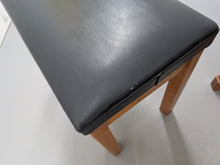 Load image into Gallery viewer, Yamaha Clavinova CLP-170 digital piano and stool in cherry wood finish stock number 25423