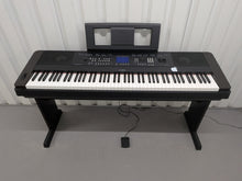Load image into Gallery viewer, Yamaha DGX-650 in black 88 Weighted Keys Portable Grand stock #25435