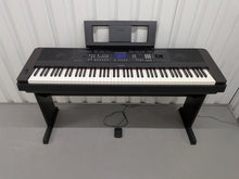 Load image into Gallery viewer, Yamaha DGX-650 in black 88 Weighted Keys Portable Grand stock #25441