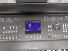 Load image into Gallery viewer, Yamaha DGX-650 in black 88 Weighted Keys Portable Grand stock #25441