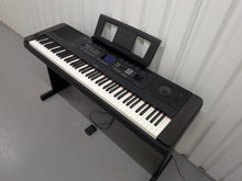 Load image into Gallery viewer, Yamaha DGX-650 in black 88 Weighted Keys Portable Grand stock #25441