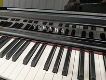 Load image into Gallery viewer, Yamaha Clavinova CLP-625PE digital piano gloss black polished ebony stock #25518