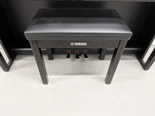 Load image into Gallery viewer, Yamaha Clavinova CLP-625PE digital piano gloss black polished ebony stock #25518
