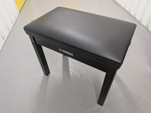 Load image into Gallery viewer, Yamaha Clavinova CLP-625PE digital piano gloss black polished ebony stock #25518