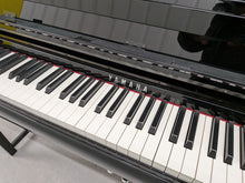 Load image into Gallery viewer, Yamaha Clavinova CLP-785 digital piano in polished black finish stock #25576