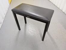 Load image into Gallery viewer, Yamaha Clavinova CLP-840 Digital Piano and stool in rosewood stock # 26122
