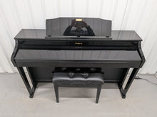 Load image into Gallery viewer, Roland HP506 Digital Piano glossy black wooden action keys + stool Stock nr 26124