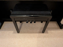 Load image into Gallery viewer, Yamaha Clavinova CLP-835 Digital Piano Polished Ebony + stool stock nr 26132