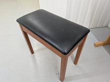 Load image into Gallery viewer, Yamaha Arius YDP-162 Digital Piano cherry / oak clavinova keyboard stock # 26148