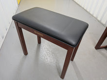 Load image into Gallery viewer, Yamaha Clavinova CLP-440 Digital Piano in mahogany stock no 26160