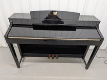 Load image into Gallery viewer, YAMAHA CLAVINOVA CLP-370PE DIGITAL PIANO IN GLOSSY BLACK stock nr 26159