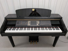 Load image into Gallery viewer, Yamaha Clavinova CVP-209 piano / arranger in Polished Ebony stock nr F011
