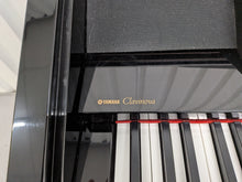 Load image into Gallery viewer, Yamaha Clavinova CVP-209 piano / arranger in Polished Ebony stock nr F011