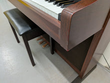 Load image into Gallery viewer, Yamaha Clavinova CLP-880 digital piano and stool in mahogany finish stock number 26206