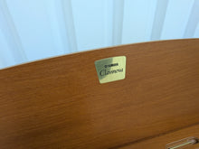 Load image into Gallery viewer, Yamaha Clavinova CVP-301 Digital Piano / arranger and stool cherry wood stock #26230