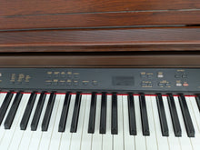 Load image into Gallery viewer, Yamaha Clavinova CLP-860 Digital Piano and stool in mahogany stock # 26231