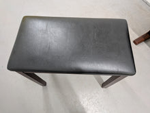 Load image into Gallery viewer, Yamaha Clavinova CLP-950 digital piano and stool in mahogany stock #26242