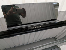 Load image into Gallery viewer, Yamaha Clavinova CLP-525PE digital piano and stool in glossy black ebony stock # 26295