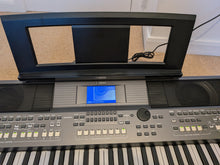 Load image into Gallery viewer, Yamaha PSR-S670 61-Key Arranger Workstation Keyboard + PSU & Music rest stock number #26340