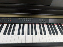Load image into Gallery viewer, YAMAHA CLAVINOVA CLP-930 Digital Piano in rosewood, weighted keys stock nr 22061