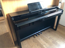 Load image into Gallery viewer, Yamaha Clavinova CLP-625PE digital piano gloss black polished ebony stock #22410