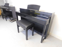 Load image into Gallery viewer, Yamaha Clavinova CLP-430PE in polished ebony glossy black + stool stock nr 22059