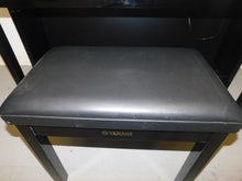 Load image into Gallery viewer, Yamaha Clavinova CLP-430PE in polished ebony glossy black + stool stock nr 22059