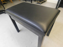 Load image into Gallery viewer, Yamaha Clavinova CLP-430PE in polished ebony glossy black + stool stock nr 22059