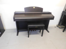 Load image into Gallery viewer, YAMAHA CLAVINOVA CLP-930 Digital Piano in rosewood, weighted keys stock nr 22060