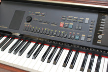 Load image into Gallery viewer, Yamaha Clavinova CVP-305M Digital Piano / arranger in mahogany stock nr 22105