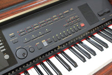 Load image into Gallery viewer, Yamaha Clavinova CVP-305M Digital Piano / arranger in mahogany stock nr 22105