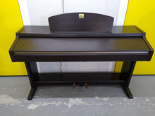 Load image into Gallery viewer, Yamaha Clavinova CLP-920 Digital Piano in rosewood, weighted keys stock nr 22041