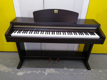 Load image into Gallery viewer, Yamaha Clavinova CLP-920 Digital Piano in rosewood, weighted keys stock nr 22041