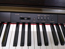 Load image into Gallery viewer, Yamaha Clavinova CLP-920 Digital Piano in rosewood, weighted keys stock nr 22041
