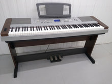 Load image into Gallery viewer, Yamaha DGX-640 rosewood portable grand piano keyboard 3 pedals stock #22070