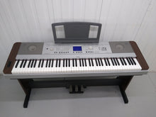 Load image into Gallery viewer, Yamaha DGX-640 rosewood portable grand piano keyboard 3 pedals stock #22070