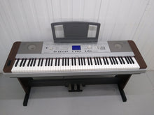 Load image into Gallery viewer, Yamaha DGX-640 rosewood portable grand piano keyboard 3 pedals stock #22249