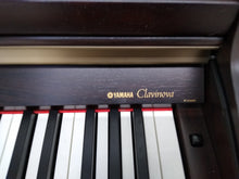 Load image into Gallery viewer, YAMAHA CLAVINOVA CLP-930 Digital Piano in rosewood, weighted keys stock nr 22095