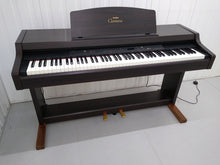 Load image into Gallery viewer, Yamaha Clavinova CLP-820 Digital Piano full size weighted keys stock nr 22085