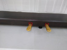 Load image into Gallery viewer, Yamaha Clavinova CLP-820 Digital Piano full size weighted keys stock nr 22085